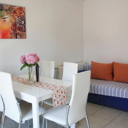 Apartment In With Sea View, Balcony, Air Conditioning, Wifi 612-4 Vodice