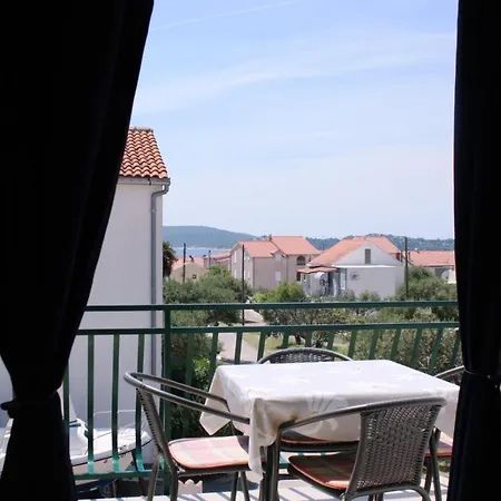 In With Sea View, Balcony, Air Conditioning, Wifi 612-4 * Vodice