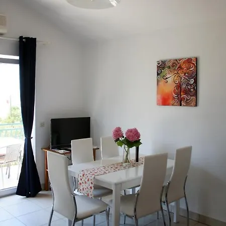 In With Sea View, Balcony, Air Conditioning, Wifi 612-4 *