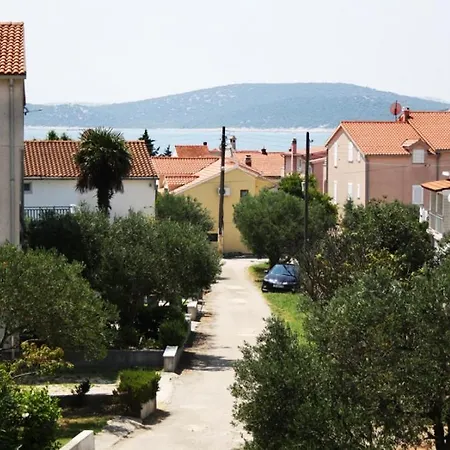 In With Sea View, Balcony, Air Conditioning, Wifi 612-4 Apartment *